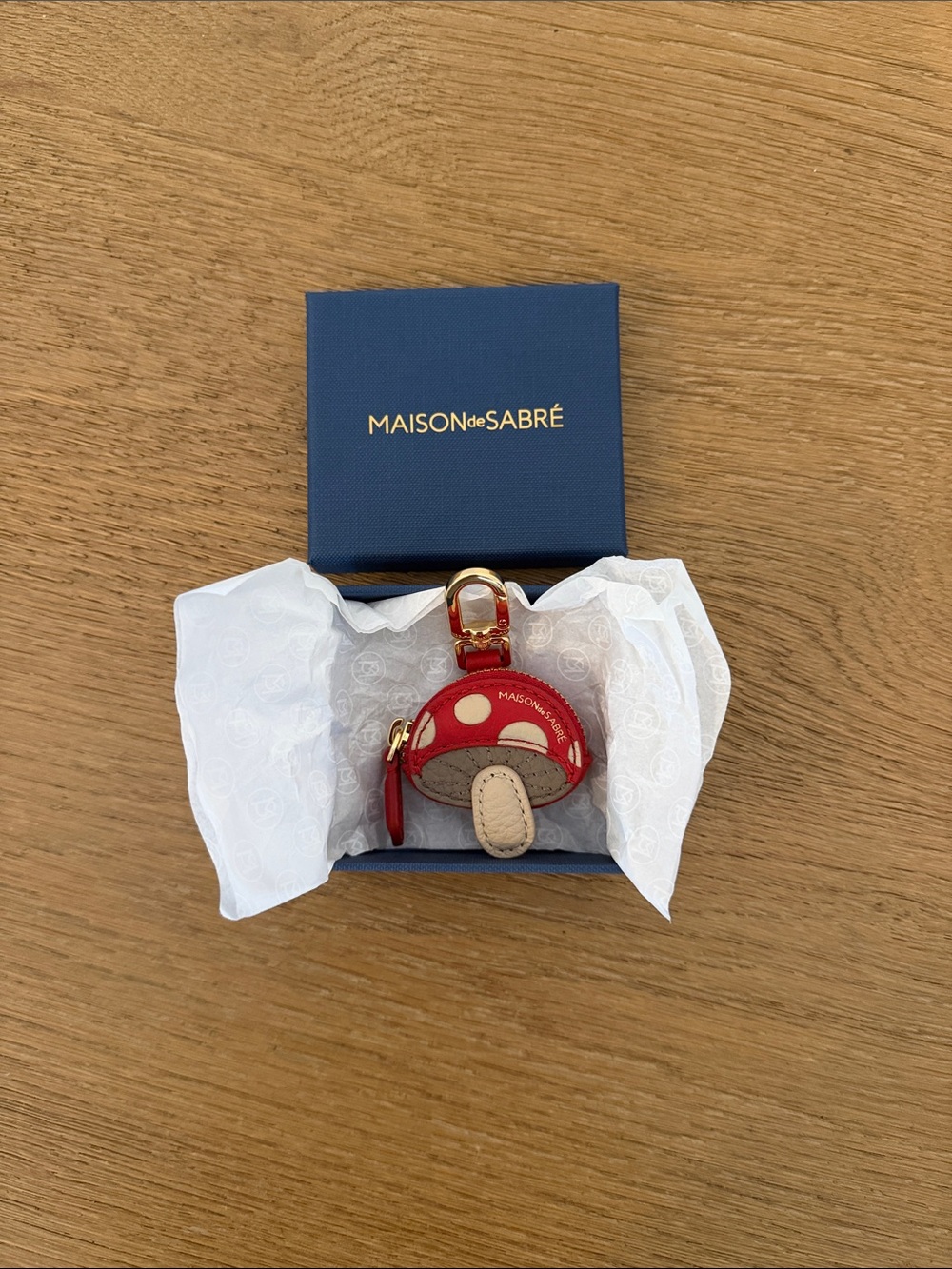 Maison de SABRÉ mushroom keychain